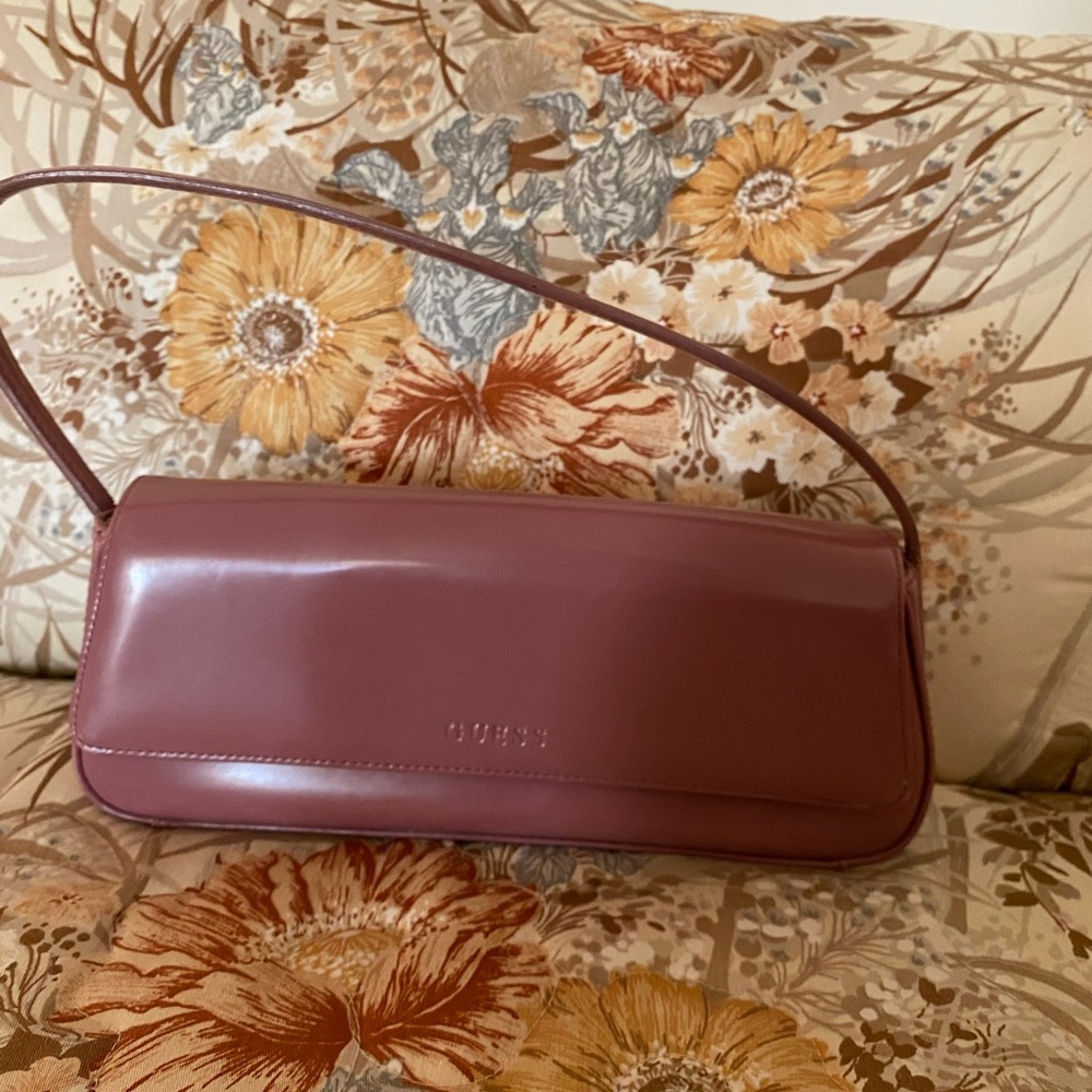 Guess Women's Mauve Shoulder Bag